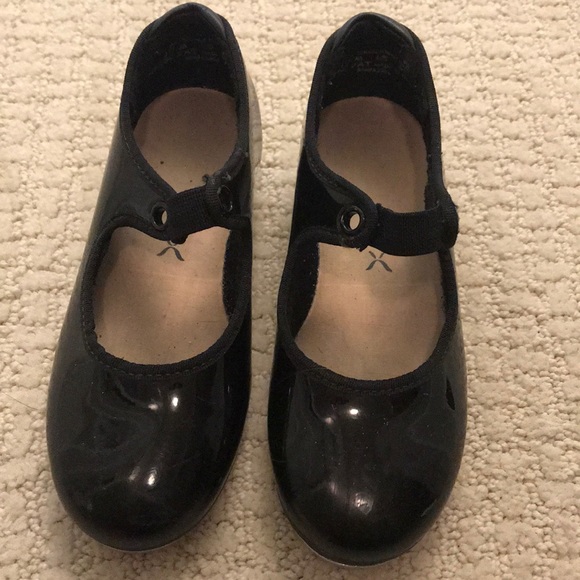Capezio Other - Capezio Black tap shoes size 10m